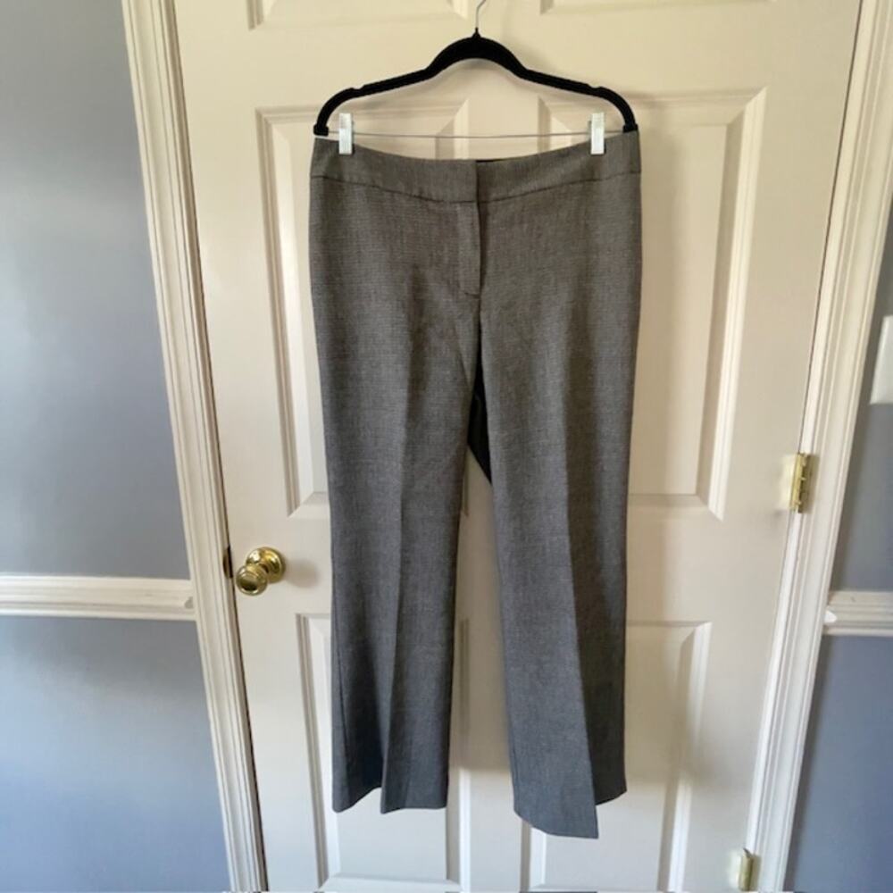 Chicos Womens Size 2 Gray Herringbone Dress Pants Career Classic 29.5 inseam - Picture 2 of 10